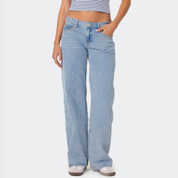 Edikted Raelynn Low Rise Jeans - Picture 1 of 11